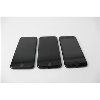 Apple IPhone Lot, 3 Pieces, Sold For Parts