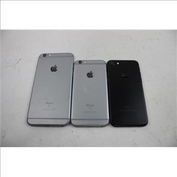 Apple IPhone Lot, 3 Pieces  Sold For Parts