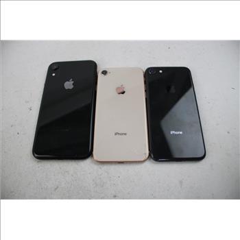 Apple IPhone Lot, 3 Pieces  Sold For Parts