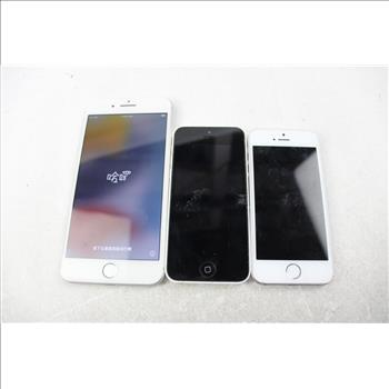 Apple IPhone Lot, 3 Pieces, Sold For Parts