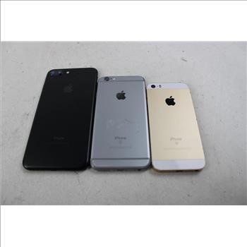 Apple IPhone Lot, 3 Pieces, Sold For Parts