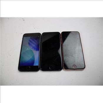 Apple IPhone Lot, 3 Pieces, Sold For Parts