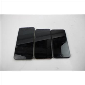 Apple IPhone Lot, 3 Pieces, Sold For Parts