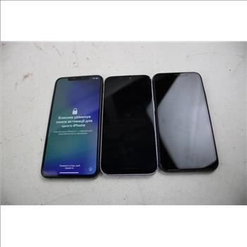 Apple IPhone Lot, 3 Pieces, Sold For Parts