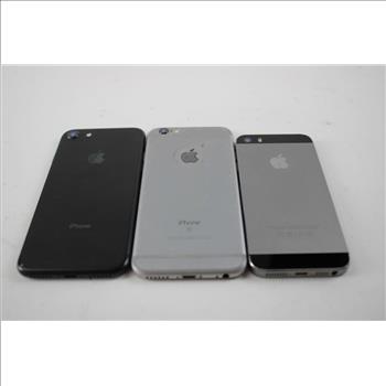 Apple IPhone Lot, 3 Pieces  Sold For Parts