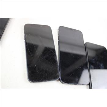 Apple IPhone Lot, 4 Pieces  Sold For Parts