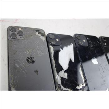 Apple IPhone Lot, 4 Pieces  Sold For Parts