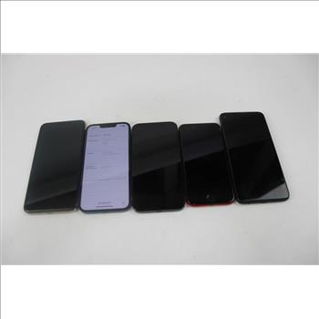 Apple IPhone Lot, 5 Pieces  Sold For Parts