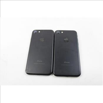 Apple IPhone Lot,2 Pieces