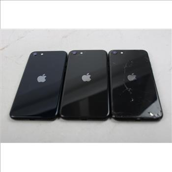 Apple IPhone Lot,3  Pieces  Sold For Parts