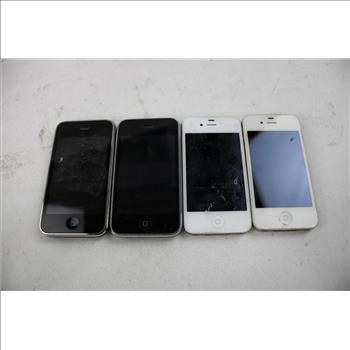 Apple IPod Bulk Lot 4 Pieces SOLD FOR PARTS