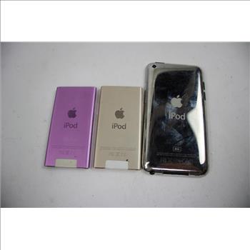 Apple IPod Lot, 3 Pieces