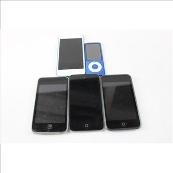 Apple IPod Lot, 5 Pieces, Sold For Parts