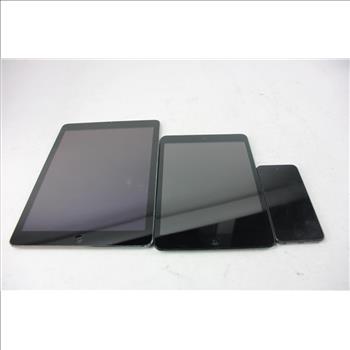 Apple IPod Touch & IPad Lot 3 Pieces