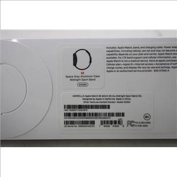 Apple Watch SE Space Gray Aluminum Case Midnight Spot Band 44mm