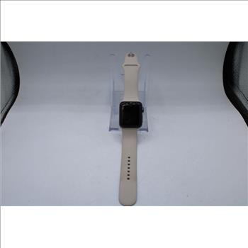 Apple Watch Series 3 (GPS), 38mm Aluminum Case, Band (M/L)