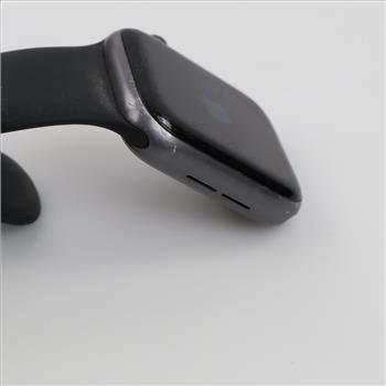 Apple Watch Series 4 Sold For Parts