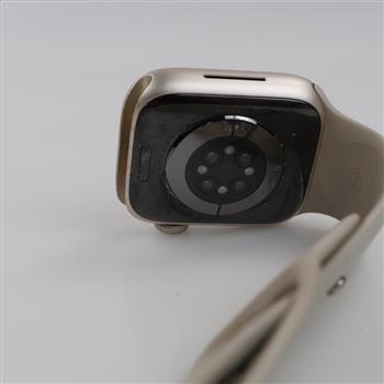 Apple Watch Series 8