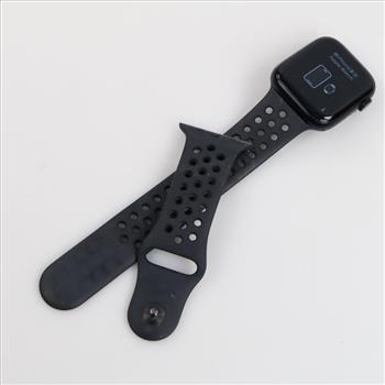 Apple Watch Series 8