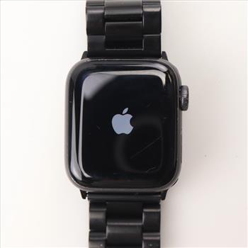 Apple Watch Series SE