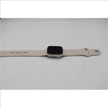 Apple Watch Series SE (GPS), 40mm Aluminum Case, Band (M/L )