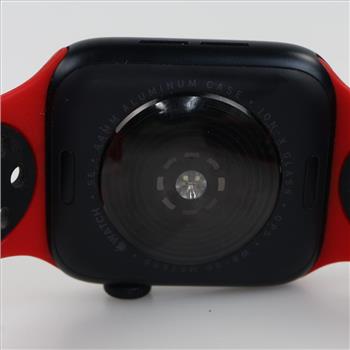 Apple Watch Series SE Sold For Parts