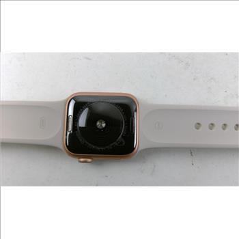 Apple Watch Series SE Sold For Parts