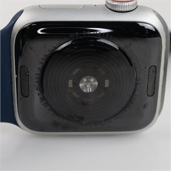 Apple Watch Series SE Sold For Parts