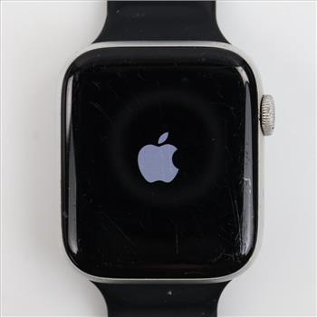 Apple Watch Series SE Sold For Parts