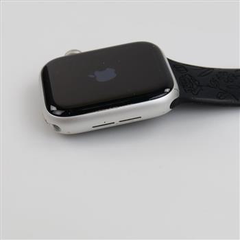 Apple Watch Series SE Sold For Parts