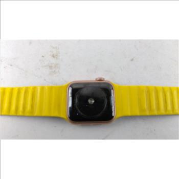 Apple Watch Series SE Sold For Parts