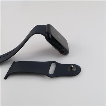 Apple Watch Series SE Sold For Parts