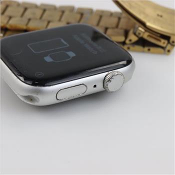 Apple Watch Series SE Sold For Parts