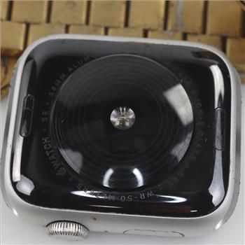 Apple Watch Series SE Sold For Parts