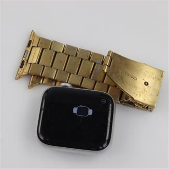 Apple Watch Series SE Sold For Parts