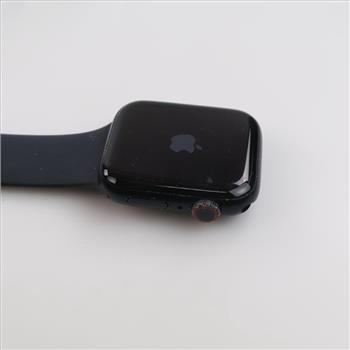 Apple Watch Series SE Sold For Parts