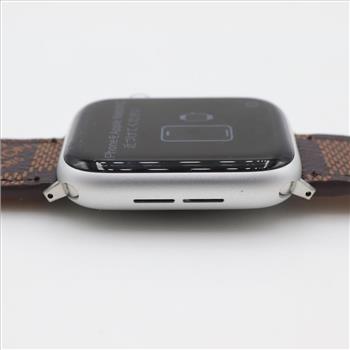 Apple Watch Series SE Sold For Parts