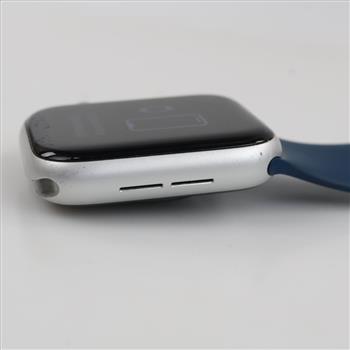 Apple Watch Series SE Sold For Parts