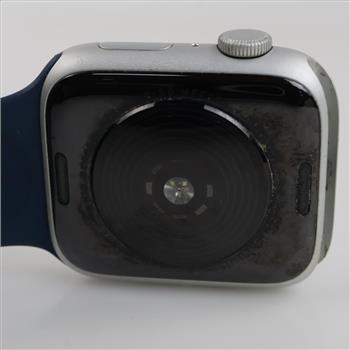 Apple Watch Series SE Sold For Parts