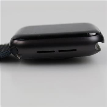 Apple Watch Series SE Sold For Parts