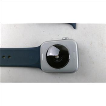 Apple Watch Series SE Sold For Parts