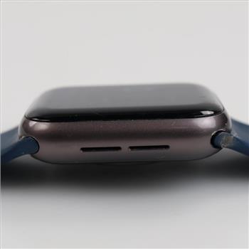 Apple Watch Series SE Sold For Parts