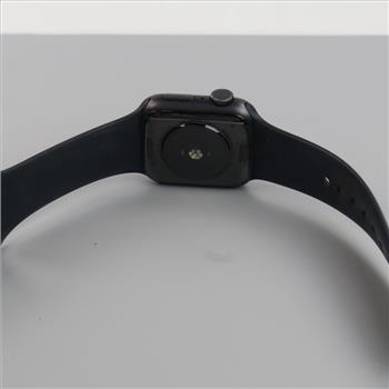 Apple Watch Series SE Sold For Parts