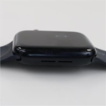 Apple Watch Series SE Sold For Parts