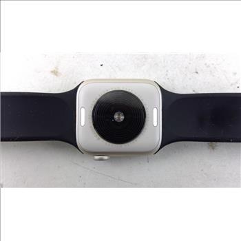Apple Watch Series SE Sold For Parts
