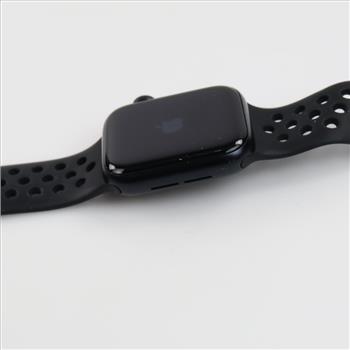 Apple Watch Series SE Sold For Parts