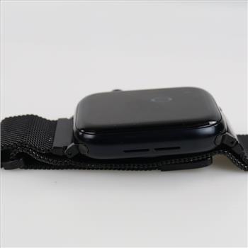 Apple Watch Series SE Sold For Parts