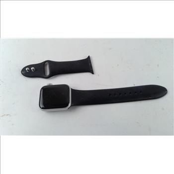 Apple Watch Series SE Sold For Parts