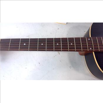 Art & Lutherie Acoustic Guitar