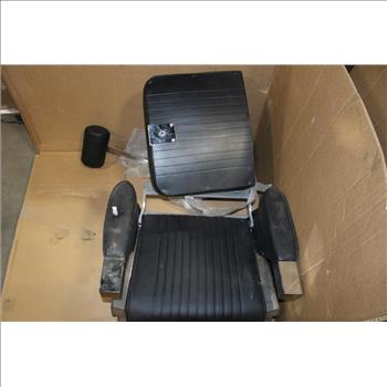 Artist Hand Barber Chair